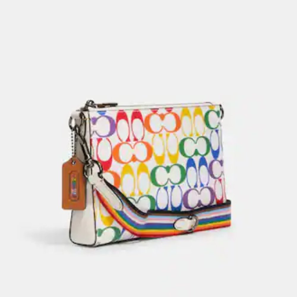 🌈 Coach Holden Crossbody In Rainbow Signature Canvas - Picture 3 of 10